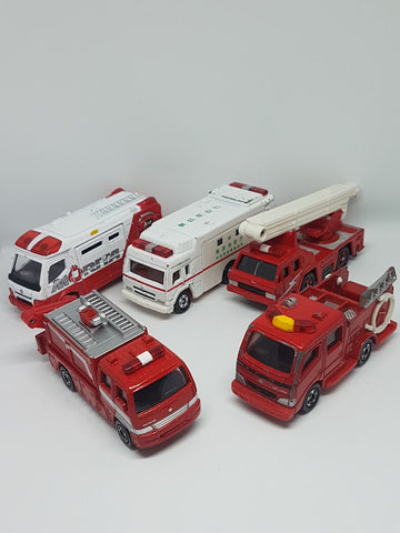 Tomica toy cars’ fire trucks